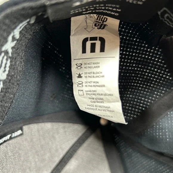 Travis Mathew The Heater Hat Black Flexfit 110 Adjustable Golf Cap - Picture 5 of 6